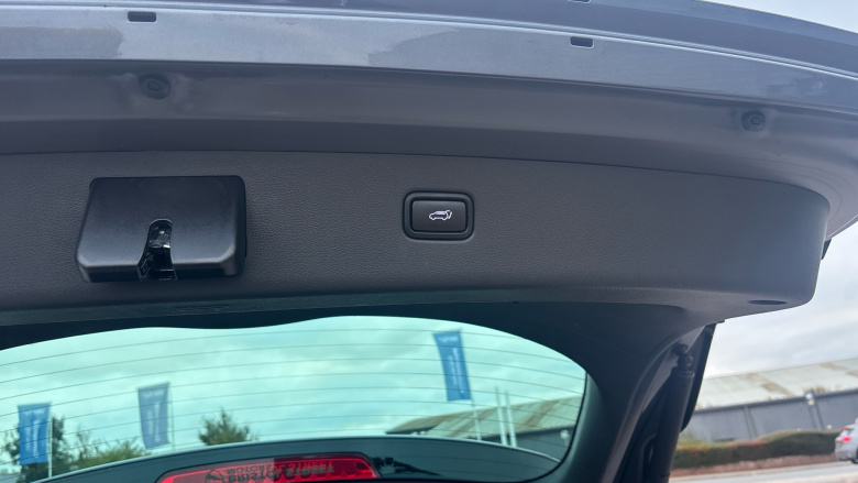 Hyundai Tucson 1.7 CRDi Blue Drive Premium SE 5dr 2WD DCT Diesel Estate